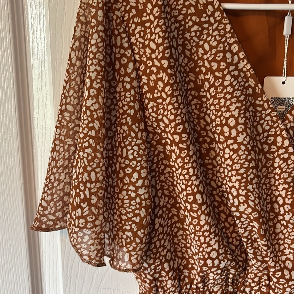 🐆NWT Cheetah Print Dress🐆 - Picture 2 of 9